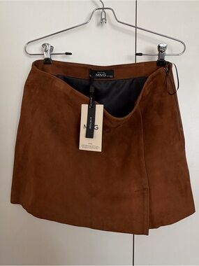 NWT Mango 100% Leather Mini Skirt